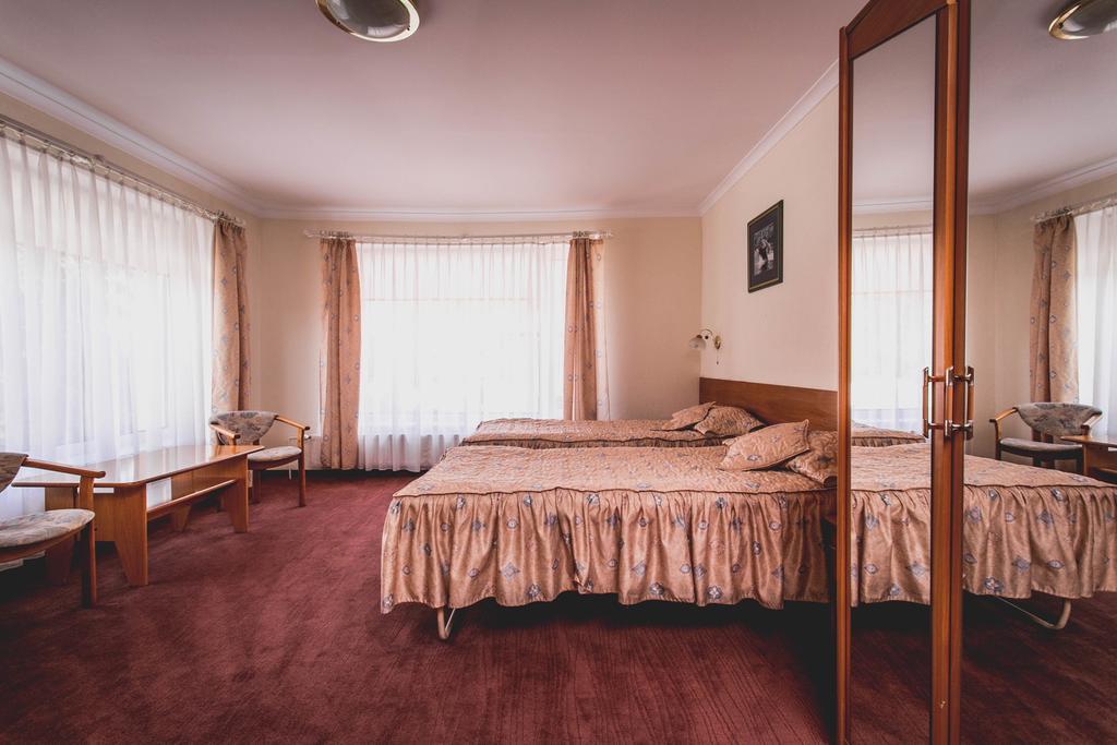 Hotel Twins وارسو المظهر الخارجي الصورة